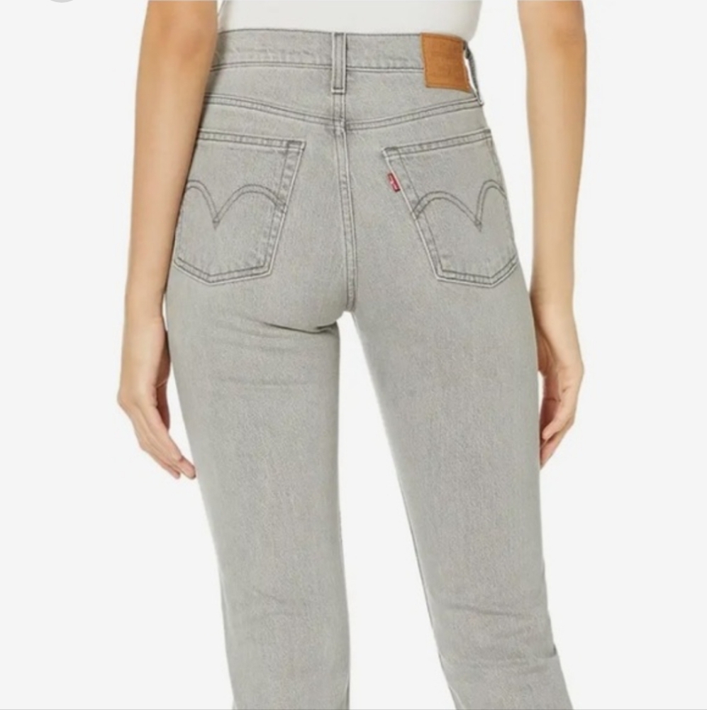 Levi’s Wedgie Straight/Fit Ankle Jeans – Grey Size 26